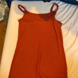 Two colored tank tops, tight and comfortable!